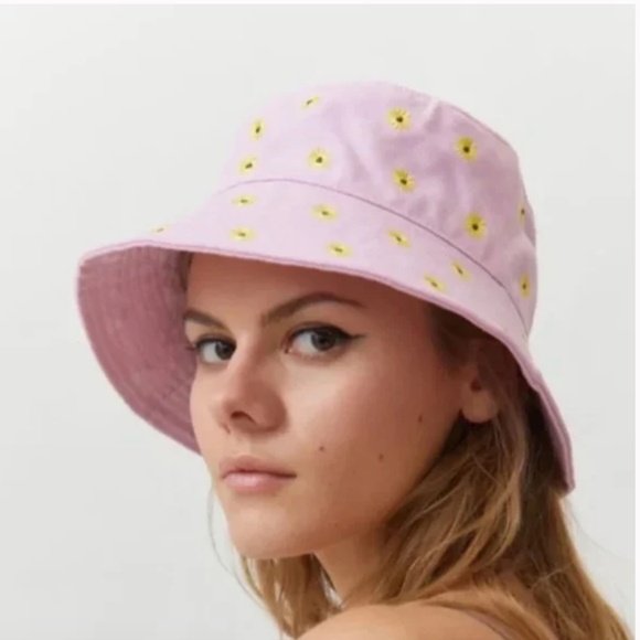 Embroidered Icon Floral Lilac Boho Peasant Hipster Hippie Art Deco Bucket Hat - Picture 4 of 4